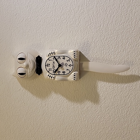 Kit-Cat Klock Other - Rare Spirit of 76 Kit-Cat Klock Clock in pearly White